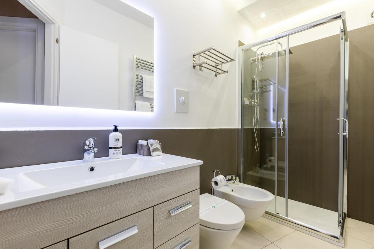 Residenze Chamur Via Mariano Migliaccio Palermo Luaran gambar