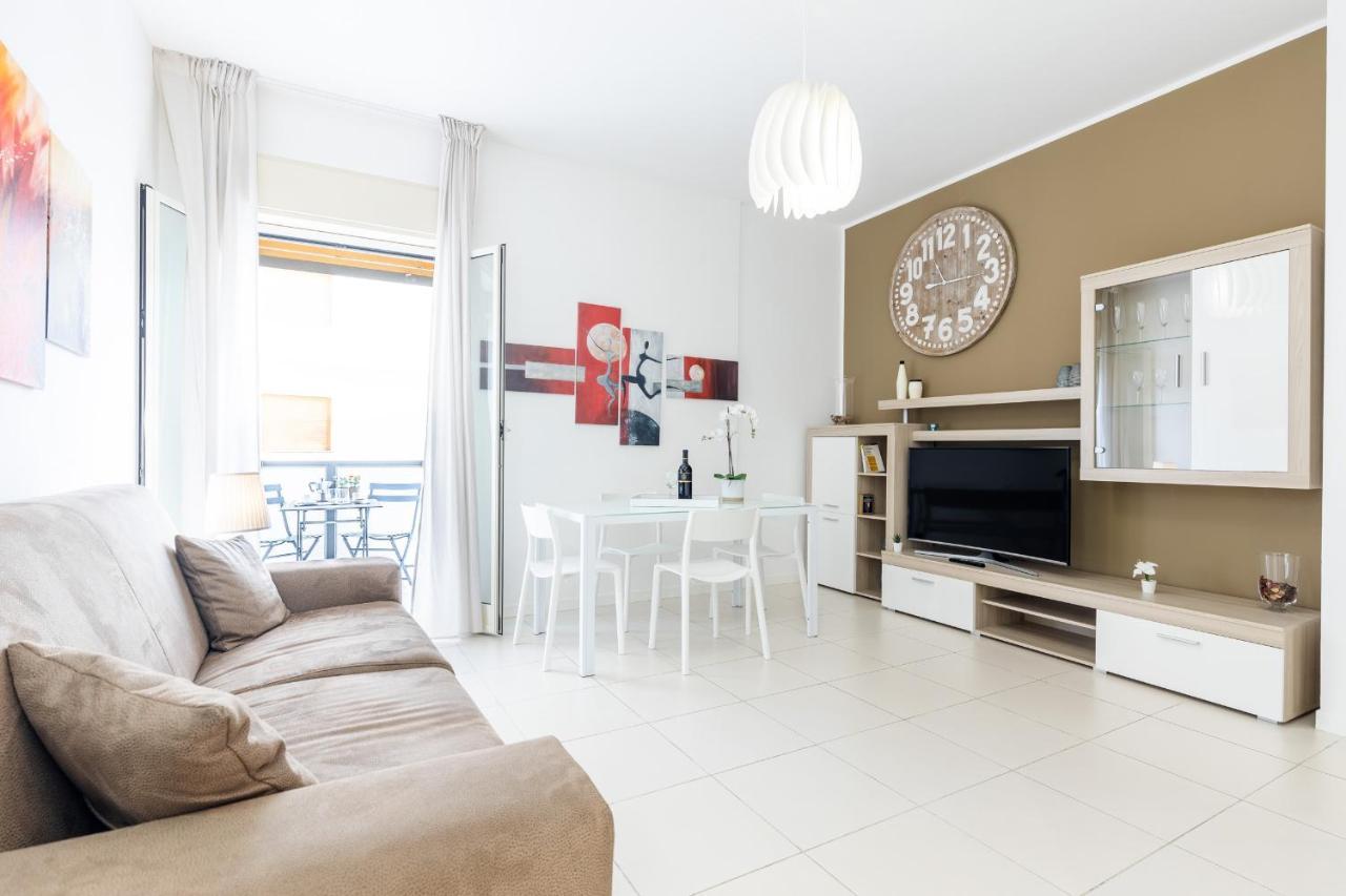 Residenze Chamur Via Mariano Migliaccio Palermo Luaran gambar
