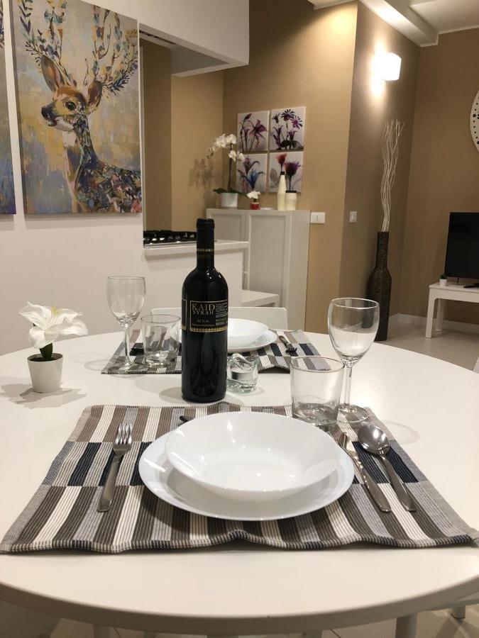 Residenze Chamur Via Mariano Migliaccio Palermo Luaran gambar