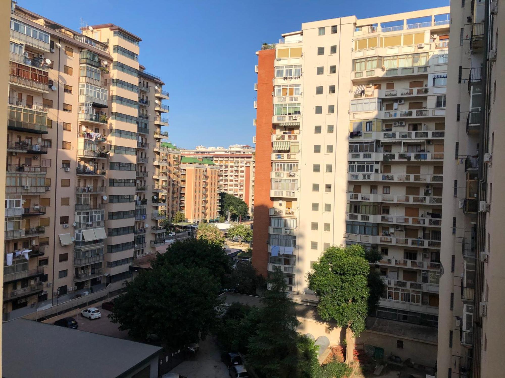 Residenze Chamur Via Mariano Migliaccio Palermo Luaran gambar