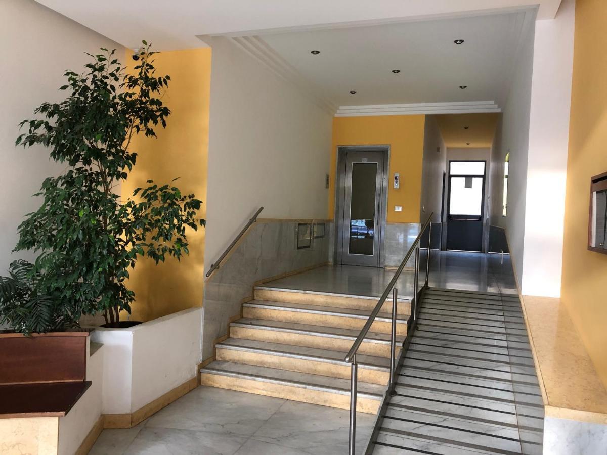 Residenze Chamur Via Mariano Migliaccio Palermo Luaran gambar